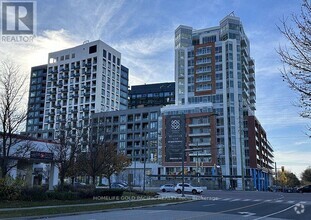 Building Photo - 8888-8888 Yonge St