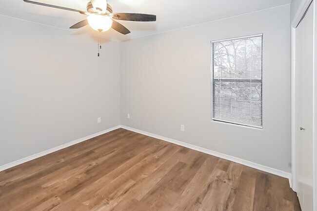 Foto del edificio - 108 Pin Oak Cove
