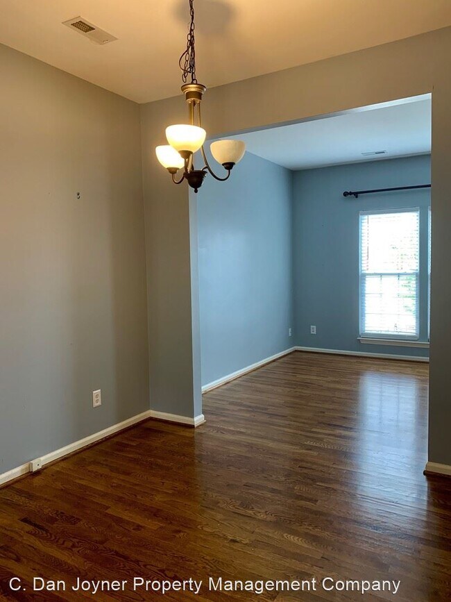 Building Photo - 4 br, 3 bath House - 108 Braxton Place