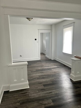 Building Photo - 10 Morse Ave