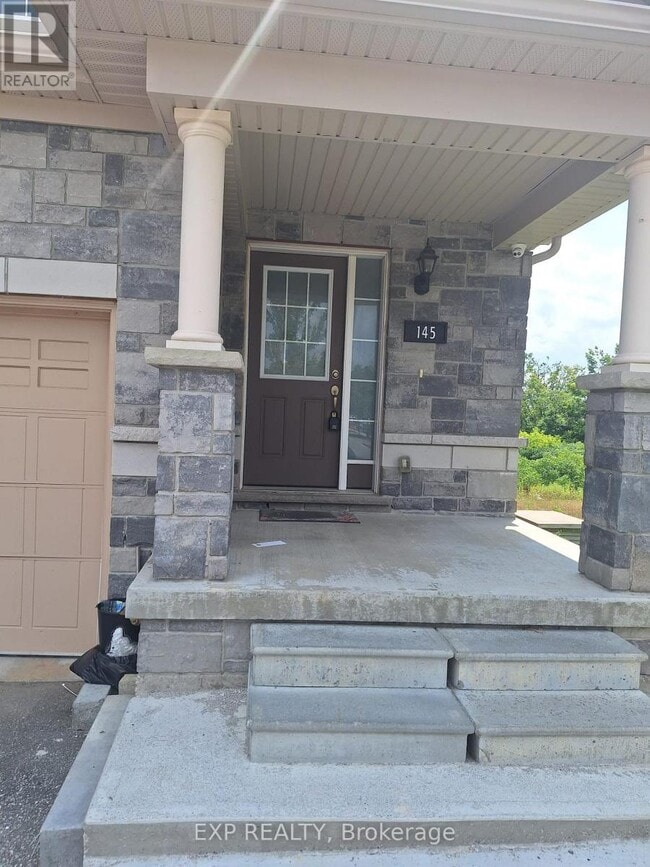 Building Photo - 145 Diana Dr