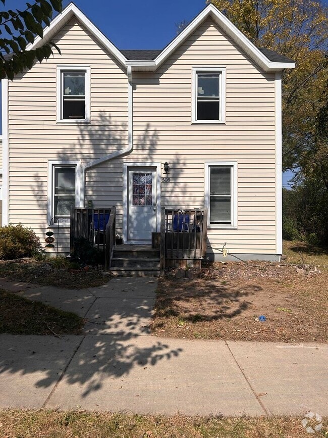 Building Photo - 508 Vine St