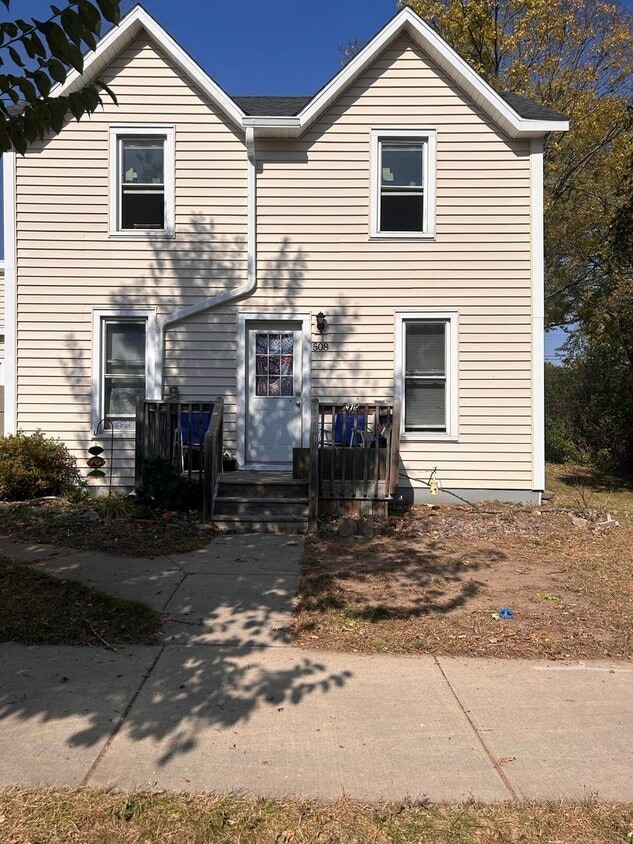 Primary Photo - 508 Vine St