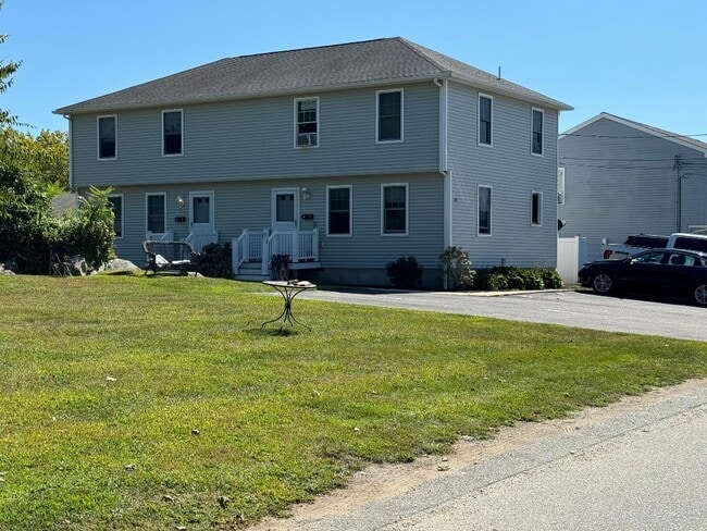 Building Photo - 40 Magnolia St