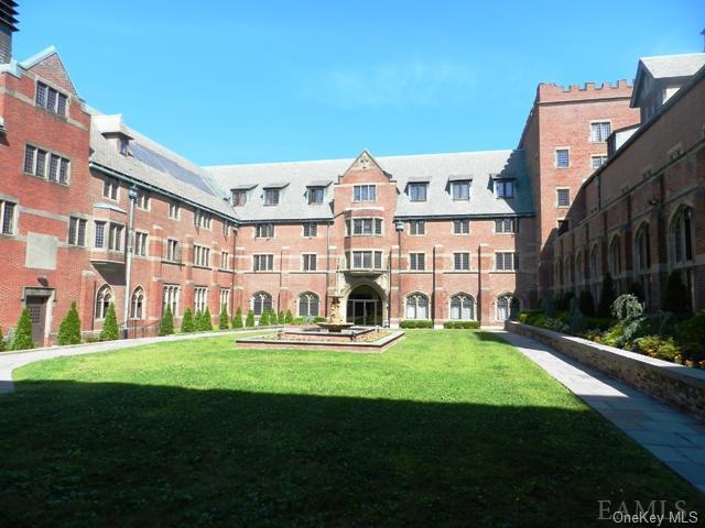 Foto del edificio - 206 Chateau Rive