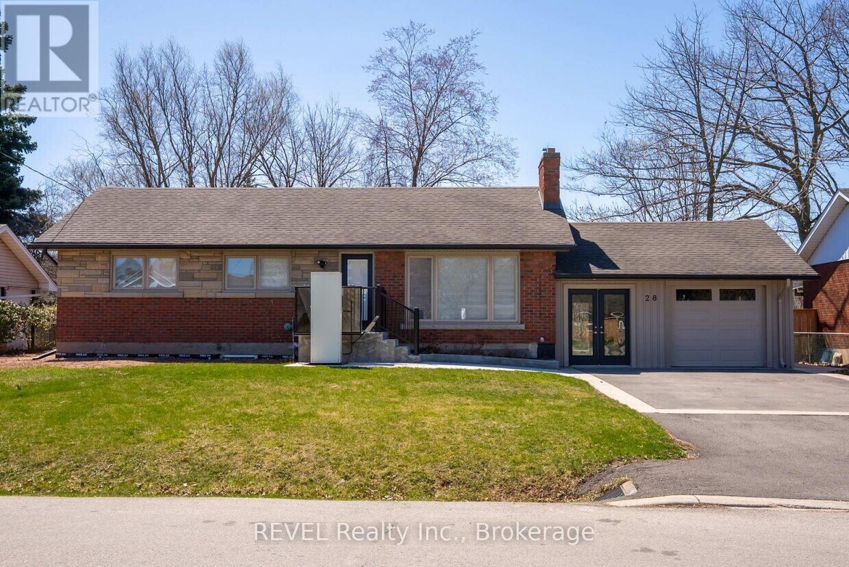 Primary Photo - 28-28 Dale Ave