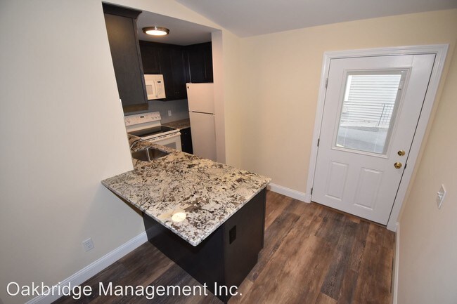 Foto del edificio - 1 br, 1 bath  - 157 Main Street