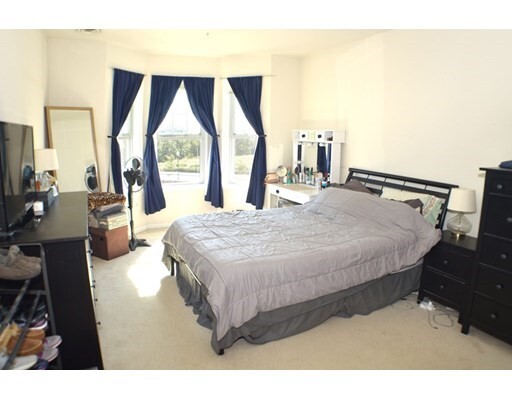 Building Photo - 130 Trotter Rd