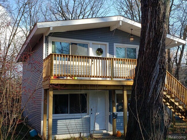 Foto del edificio - 417 Montgomery Ave