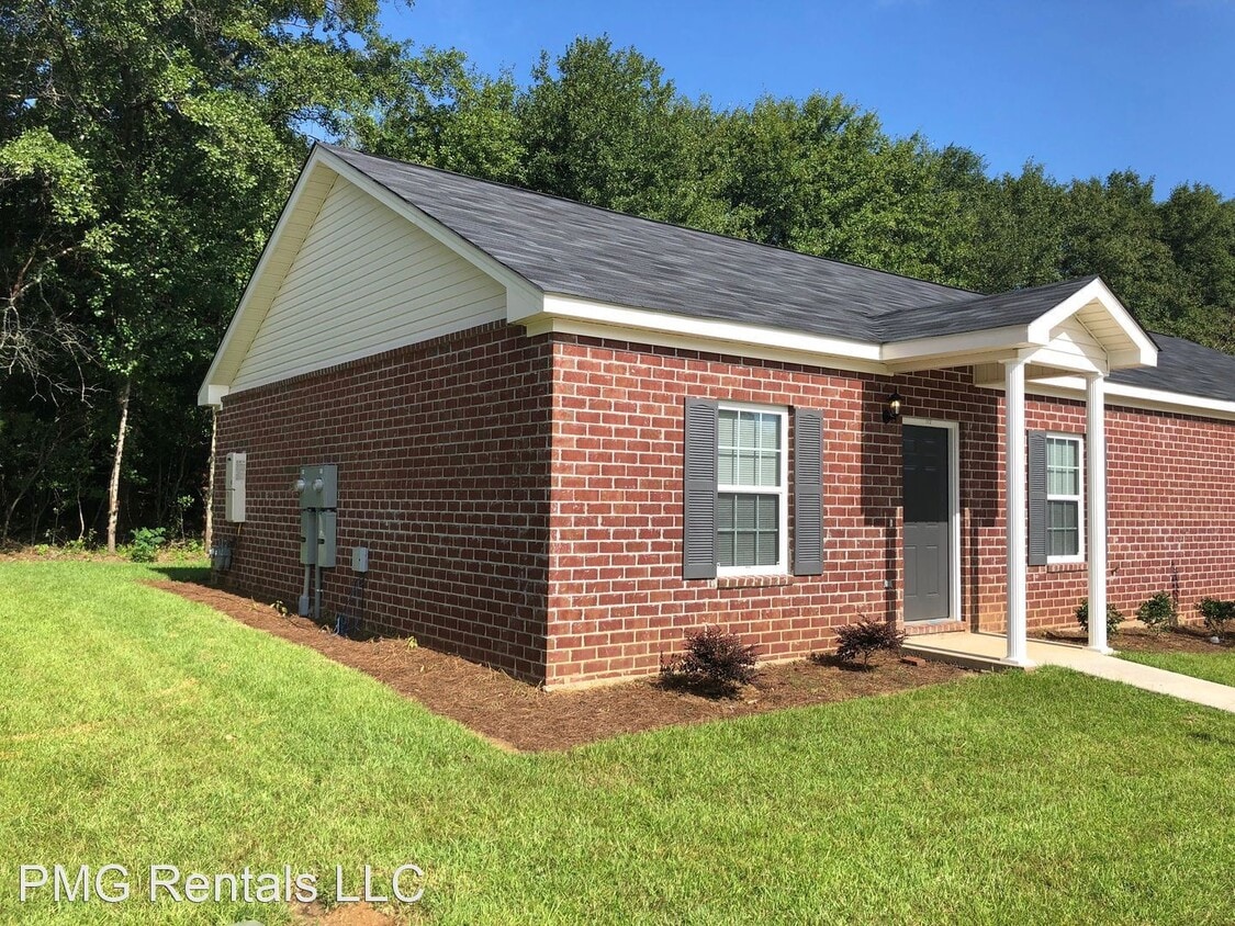 2 br, 2 bath House 206 BoniLane Drive 114 House Rental in