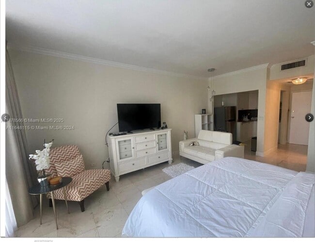 Foto del edificio - 700 Biltmore Way