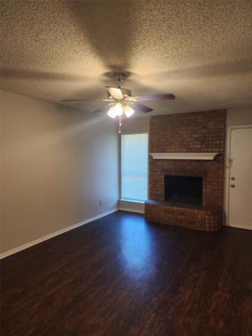 Foto del edificio - 2625 Putnam St