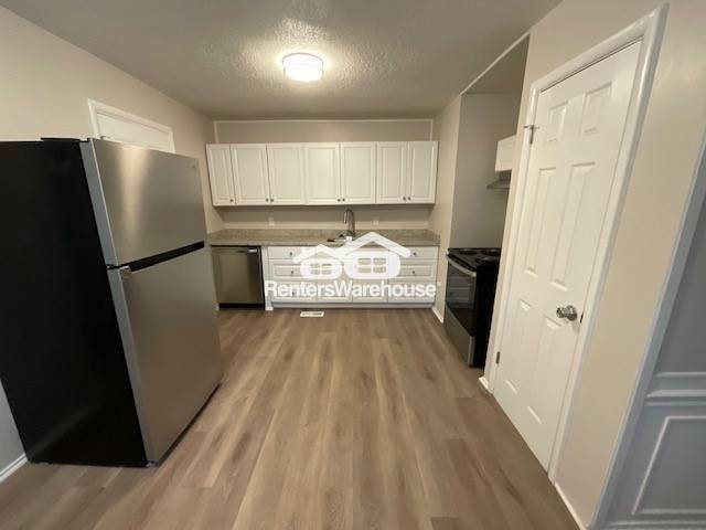 Building Photo - Charming 3 bedroom, 1 bathroom