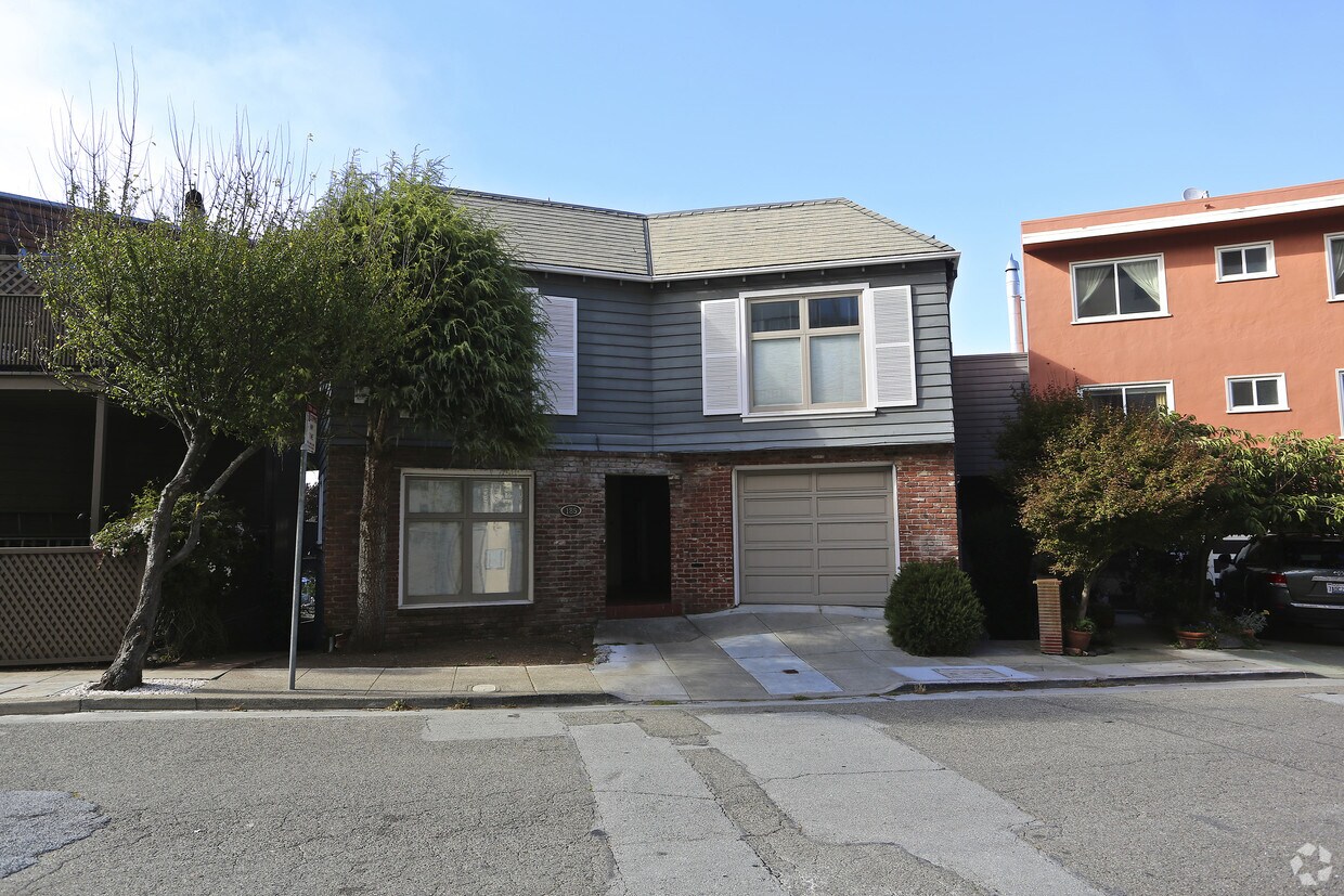 Building Photo - 185 Graystone Ter