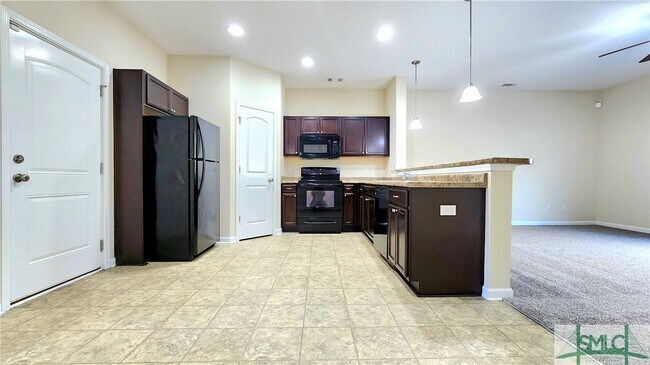 Building Photo - 210 Cantle Dr