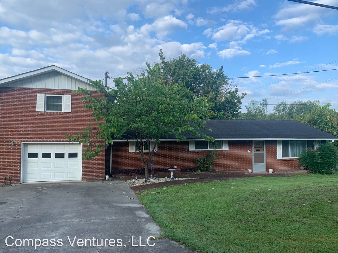 Primary Photo - 3 br, 2 bath House - 3202 Myers Street