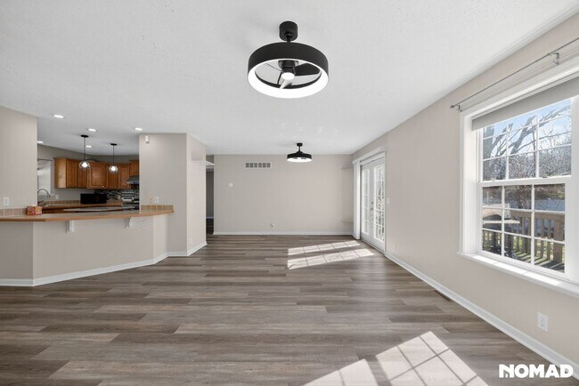 Foto del edificio - 5711 Coddington Ln