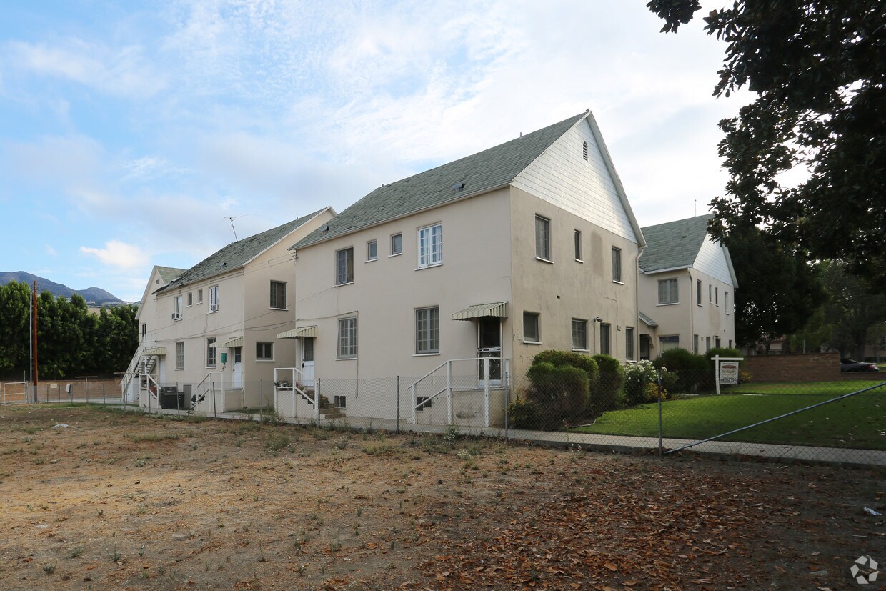 223 W Dryden St, Glendale, CA 91202 Apartments in Glendale, CA