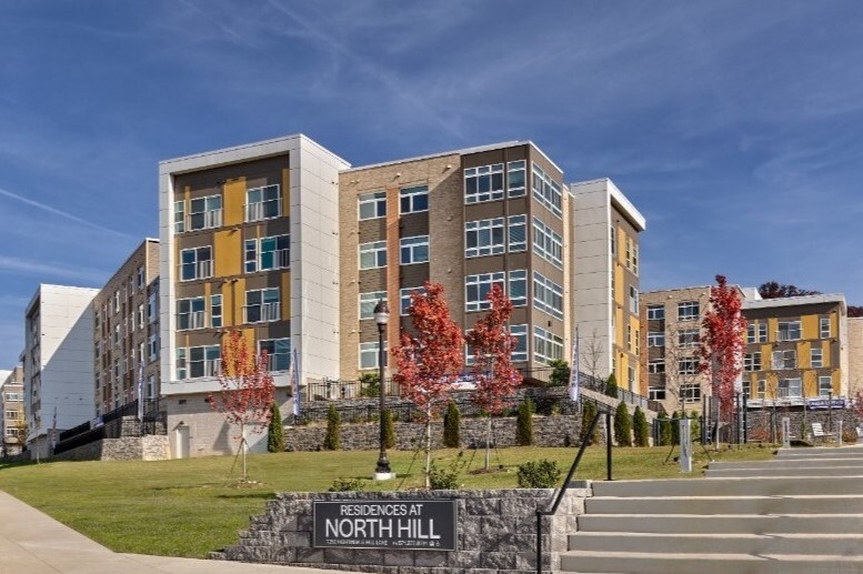 Foto principal - The Residences at North Hill