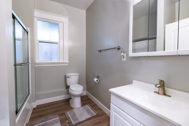 Building Photo - 3228 Adeline St