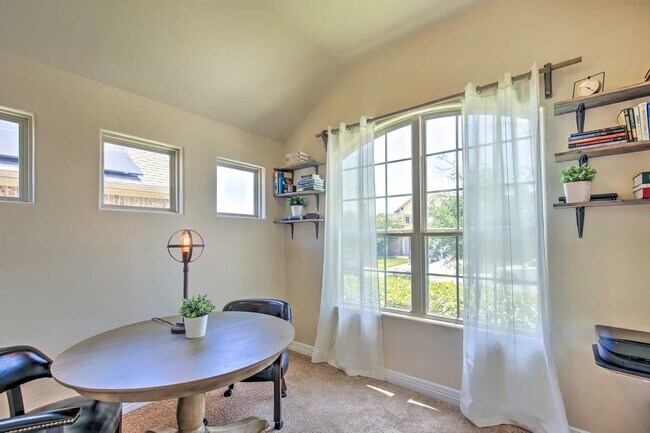 Foto del edificio - 8907 Highland Gate