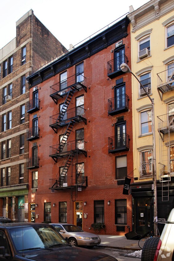 Primary Photo - 47 E 1st St