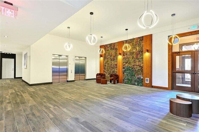 Foto del edificio - 327 Pine St