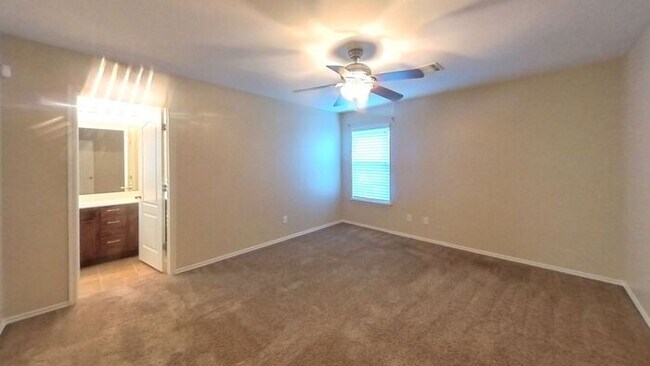 Foto del edificio - Yukon 4 Bed