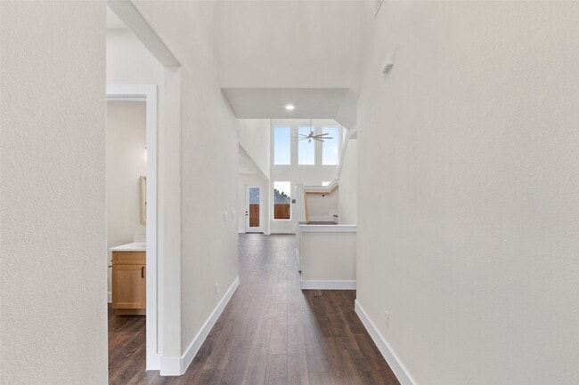 Building Photo - 5702 Barkridge Dr