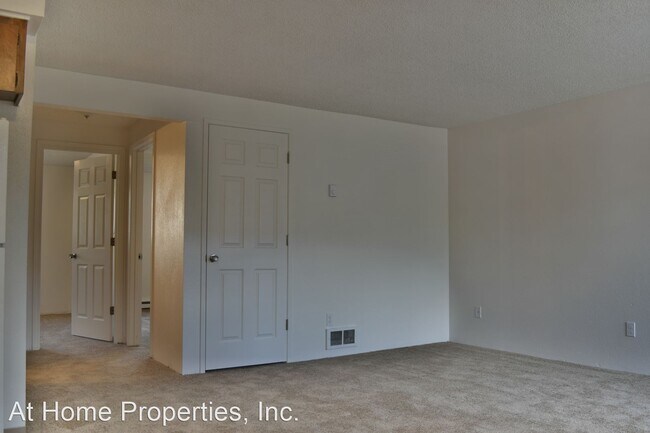 Foto del edificio - 934-936 NW Sycamore Ave