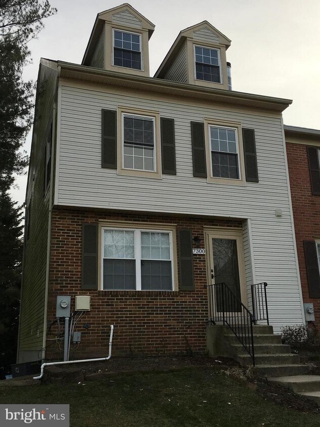 7300 Green Oak Terrace, Lanham, MD 20706 Townhome Rentals in Lanham