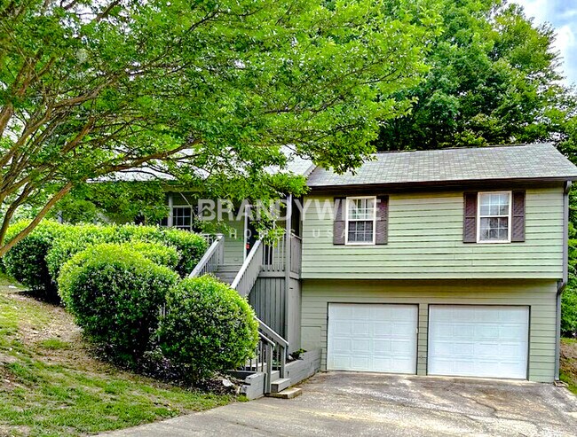 Building Photo - MOVE IN BY JUNE 14TH AND RECEIVE FREE JULY...