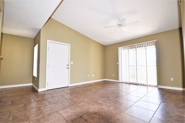 Foto del edificio - Charming 1 Bedroom Condo close to Durango ...