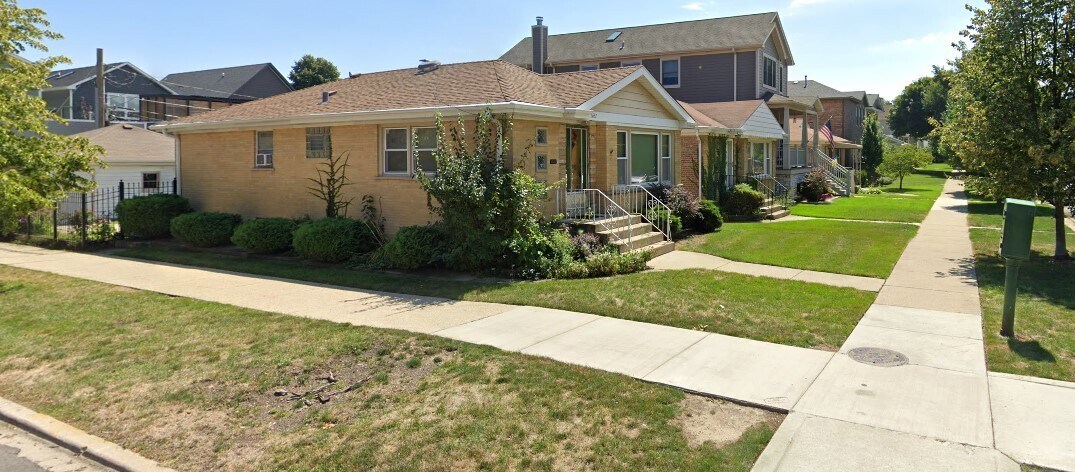 Foto principal - 3657 N Campbell Ave