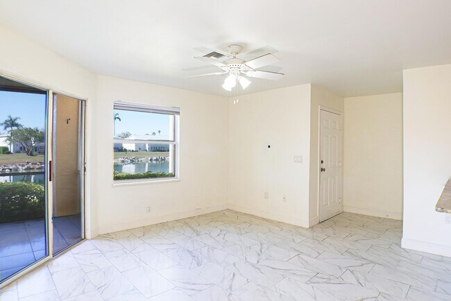 Foto del edificio - 1-bedroom apartment in pristine condition,...