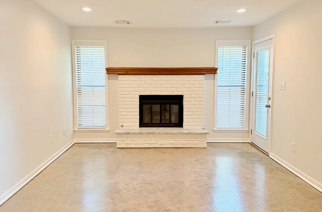 Foto del edificio - 12027 W 58th Pl