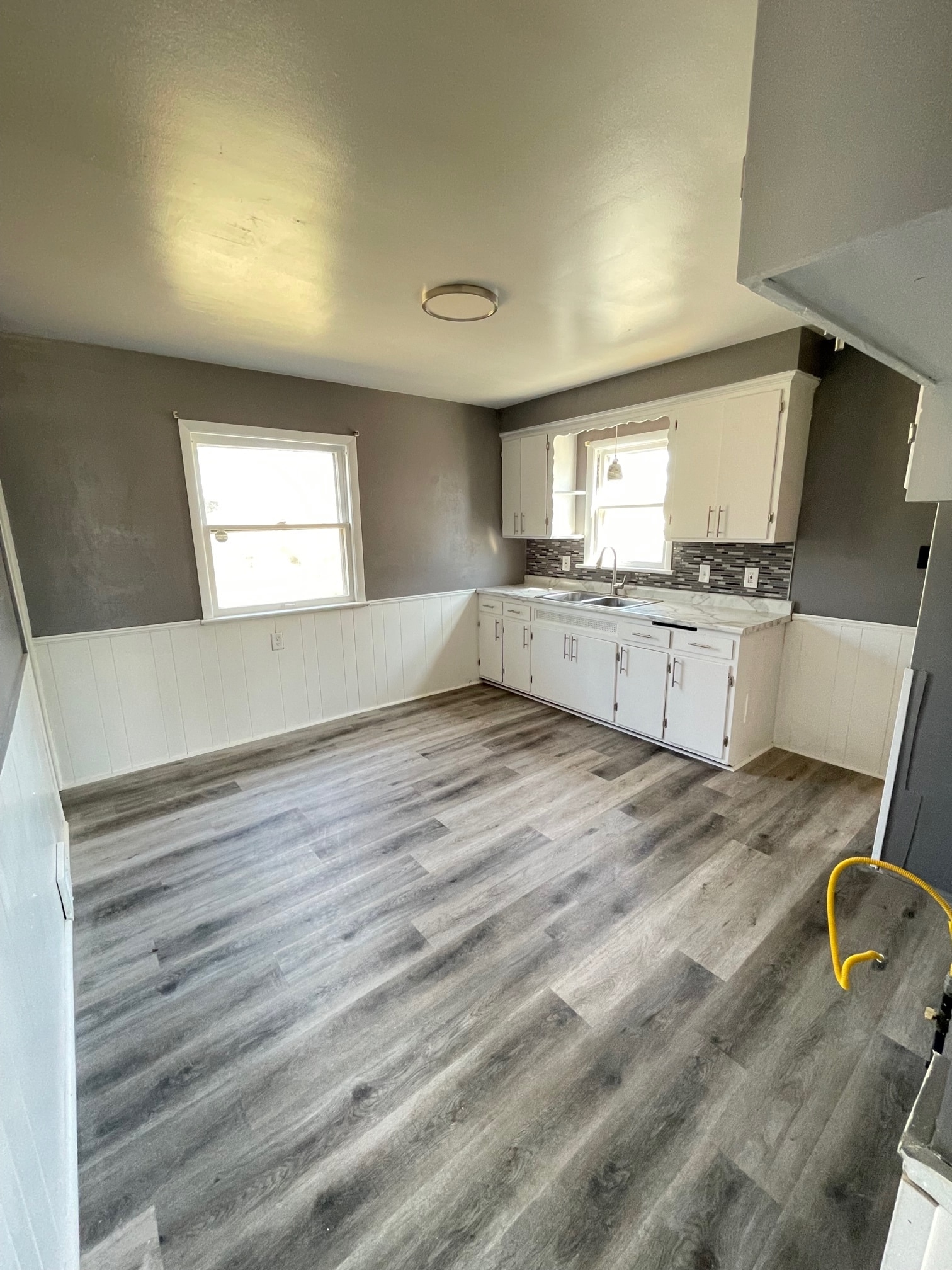 16117 Mendota Ave Maple Heights, OH 44137 – photo 4