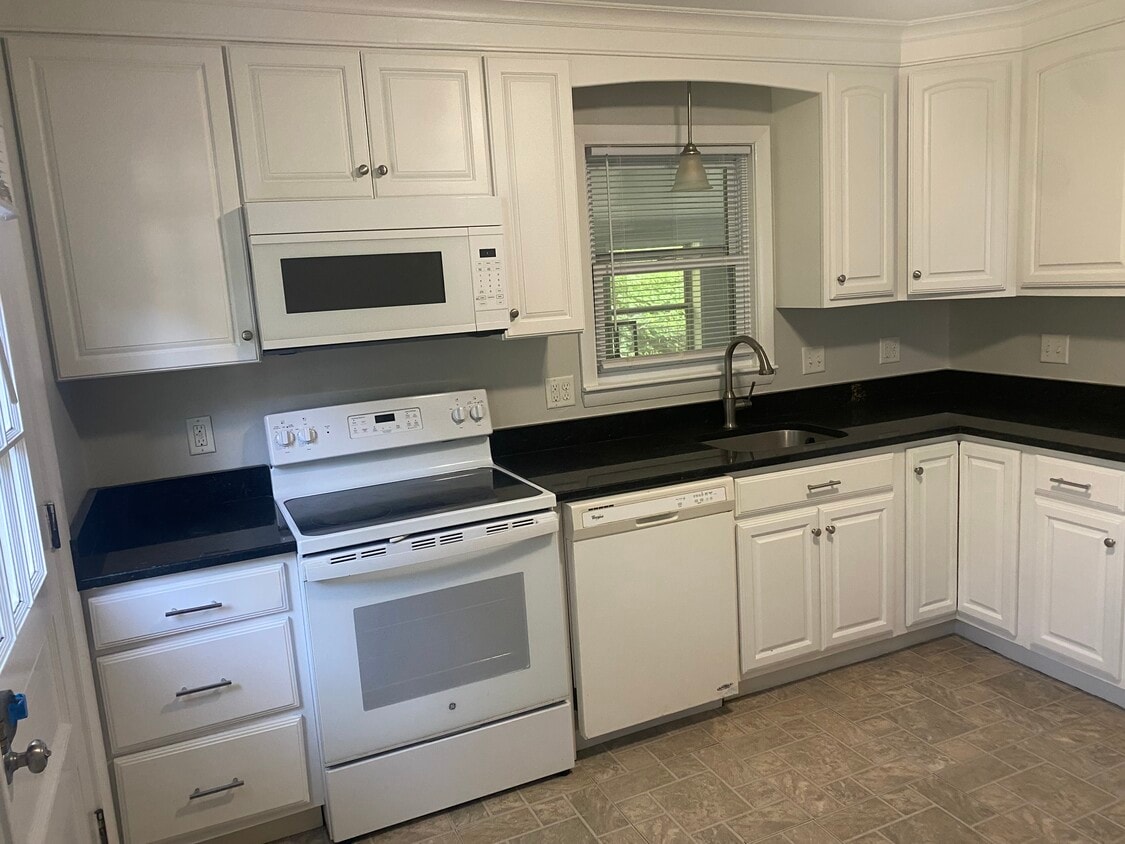 Photo - 8 Terrace Hall Ave (Burlington, MA)