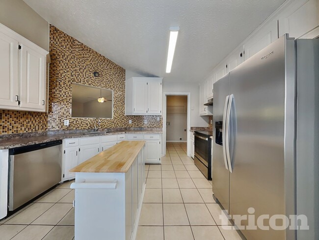 Building Photo - 365 Wild Turkey Ln