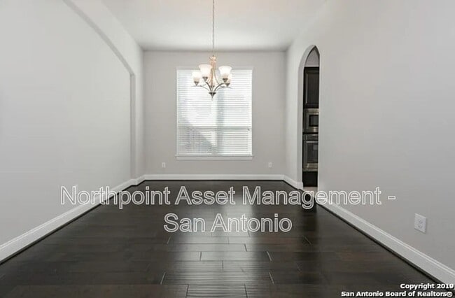 Building Photo - 13706 Meadowick Dr