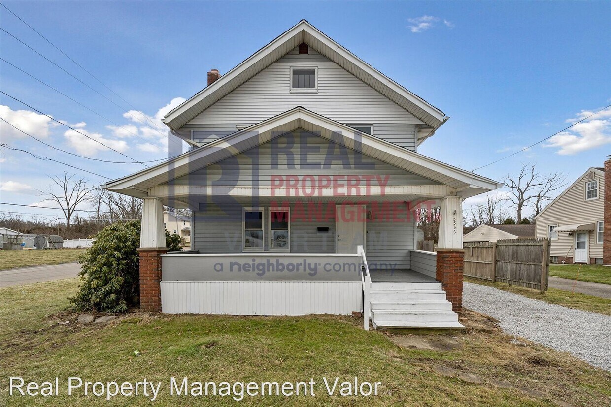 3 br, 2 bath House 2356 Triplett Blvd House for Rent in Akron, OH