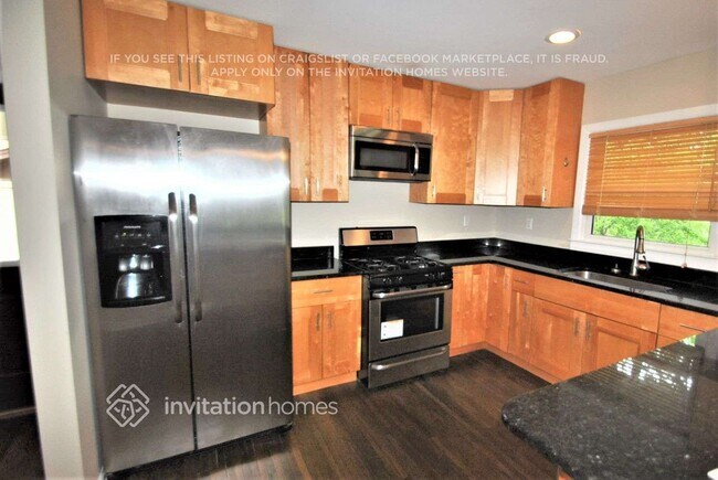 Foto del edificio - 1814 Flintwood Dr SE