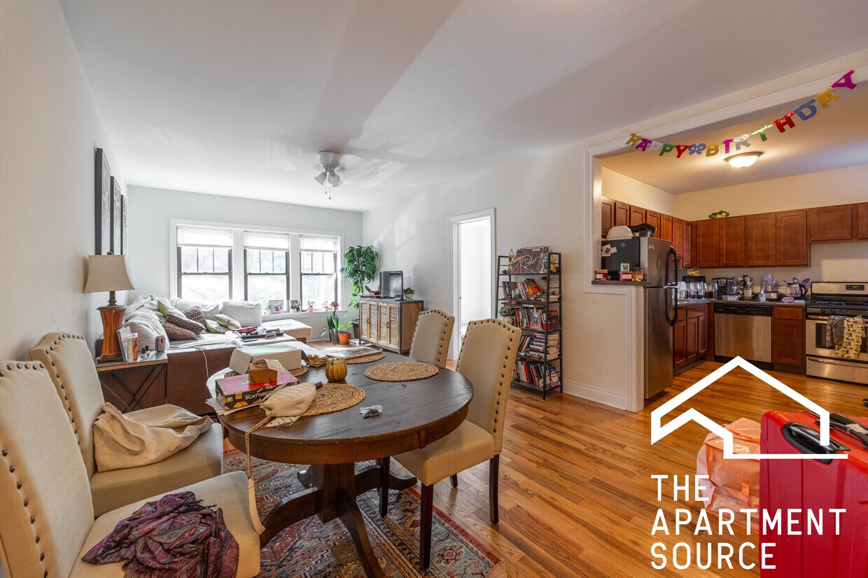 Foto principal - 630 W Cornelia Ave