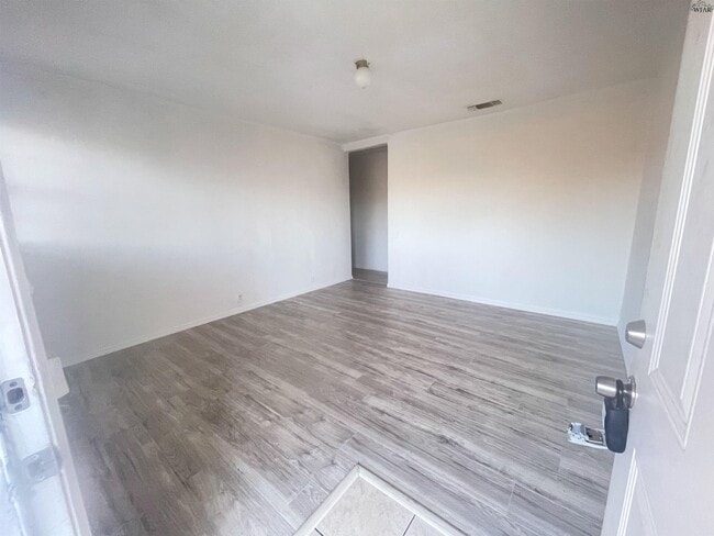 Foto del edificio - 1807 Westcliff Dr