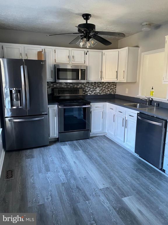 Foto del edificio - 313 Stafford Mews Ln