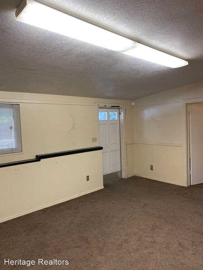Foto del edificio - 3 br, 2 bath House - 9726 Garden Dr