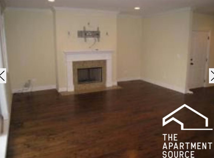 Photo - 1136 W Diversey Pkwy (Chicago, IL)