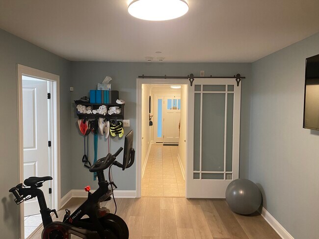 Building Photo - 219 Cobblestone Dr