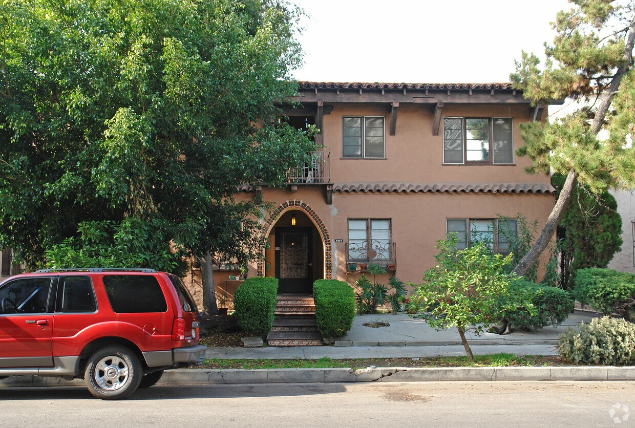 627 S Cloverdale Ave, Los Angeles, CA 90036 627 S Cloverdale Ave Los