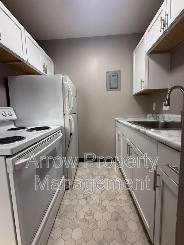 Foto del edificio - 1215 E Street-7